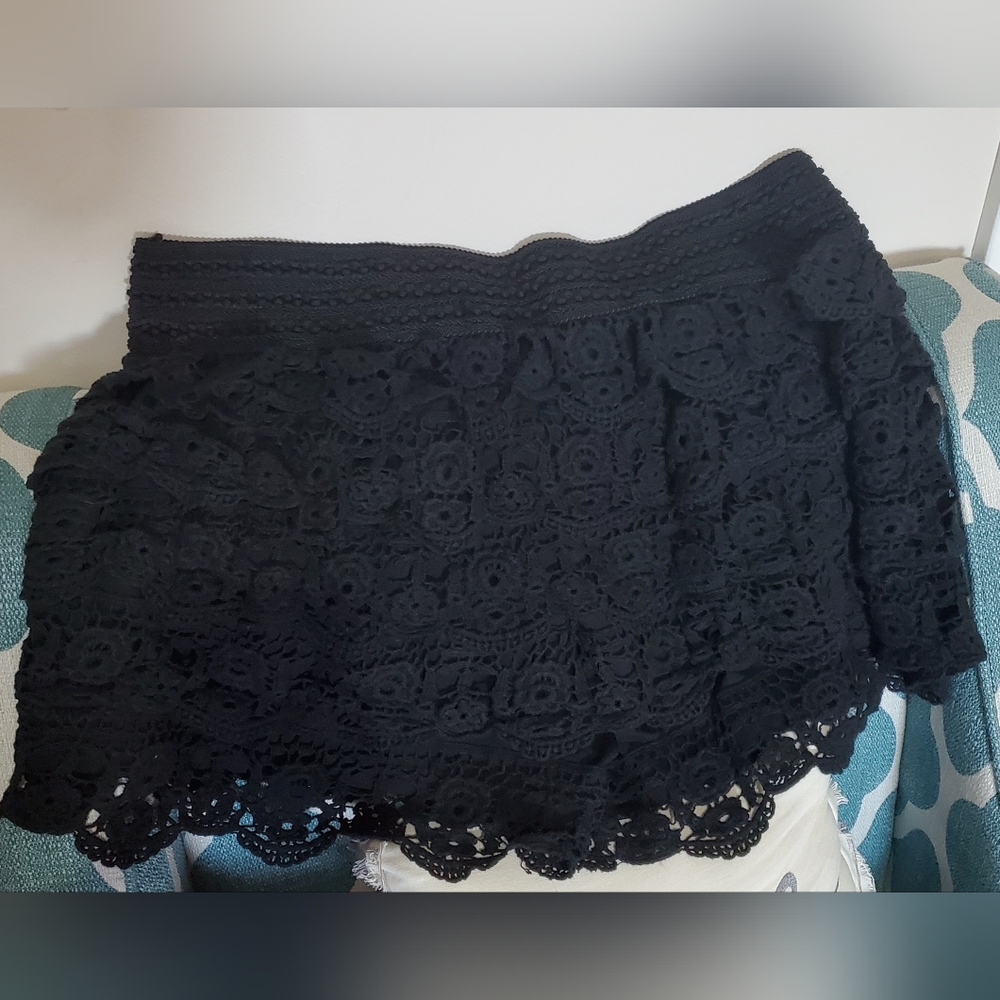 City Chic Lace Elegant Black Shorts Size M (18)